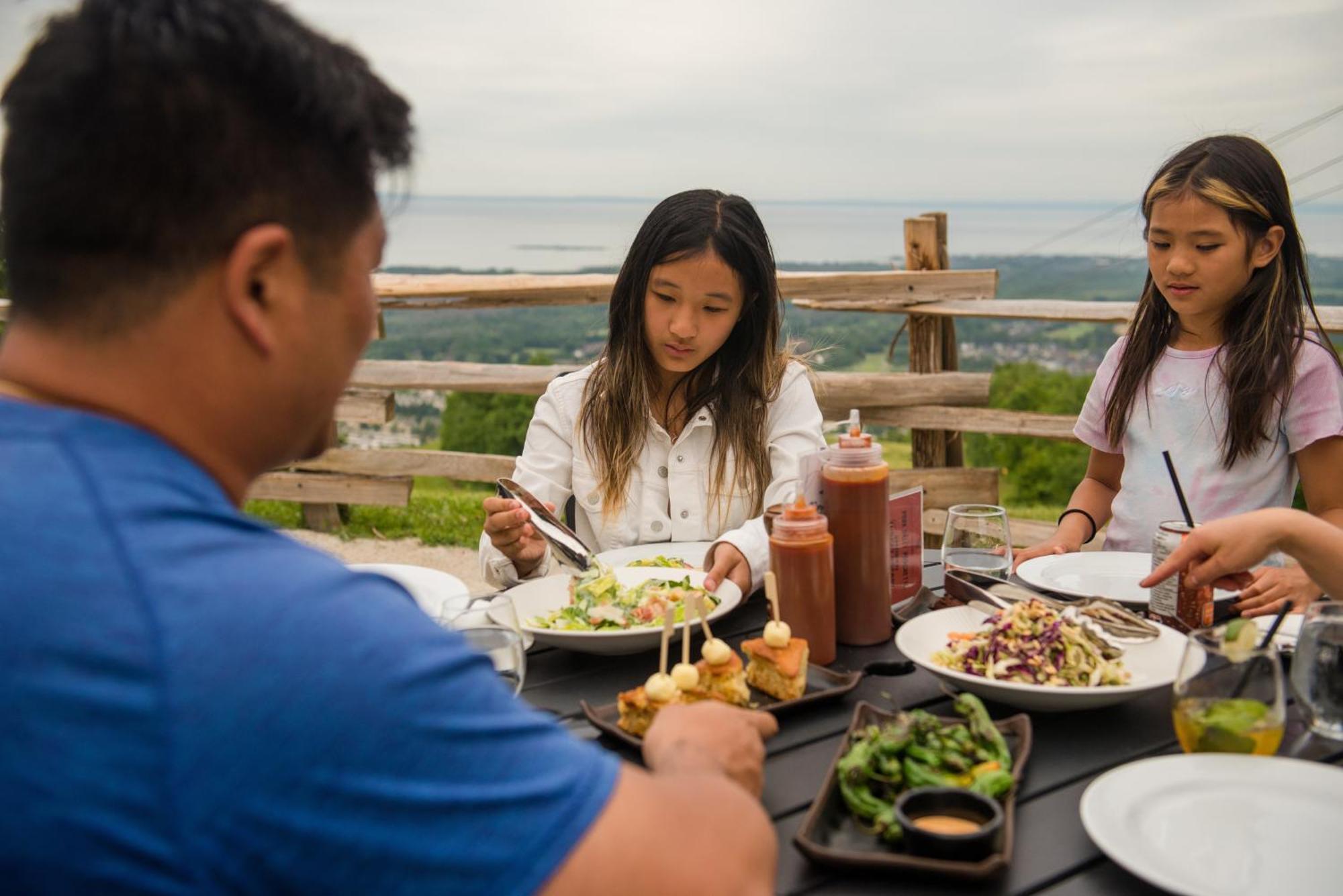 Blue Mountain Resort Village Suites Blue Mountains Buitenkant foto
