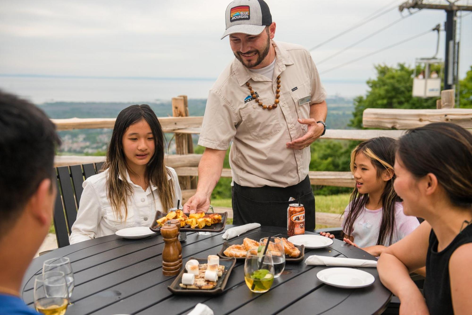 Blue Mountain Resort Village Suites Blue Mountains Buitenkant foto